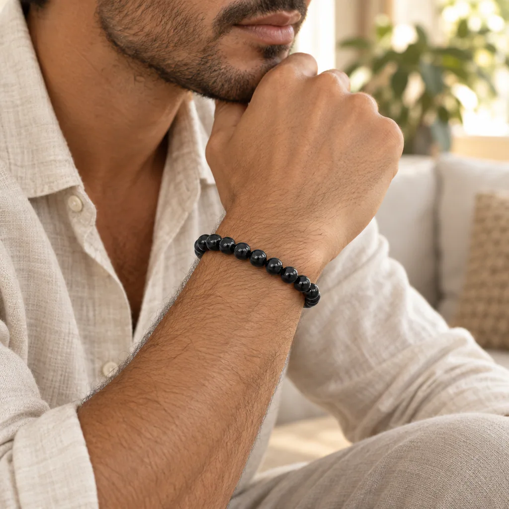 Bracelet à boules en Spinelle noire · 6 mm · Thaïlande · Grade A — vue portée 2