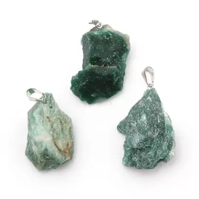 Pendentif Pierre brute en Fuschite - Les Merveilles de Lilou