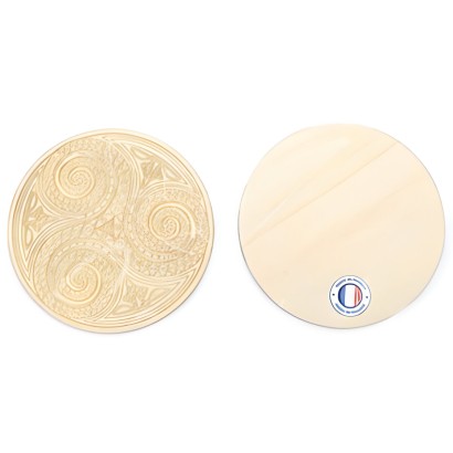 Plaque de rechargement en bois « Symbole Triskèle Arabesque » -